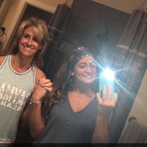 Meet your Posher, Mckenzie